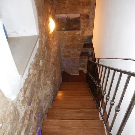 Hébergement de vacances House With A Parking Space Kirmenjak, - 16515