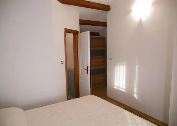 Holiday House With A Parking Space Kirmenjak, - 16515 別荘 *