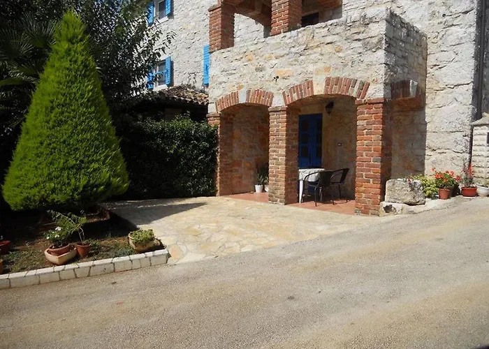別荘 Holiday House With A Parking Space Kirmenjak, - 16515 ポレッチ